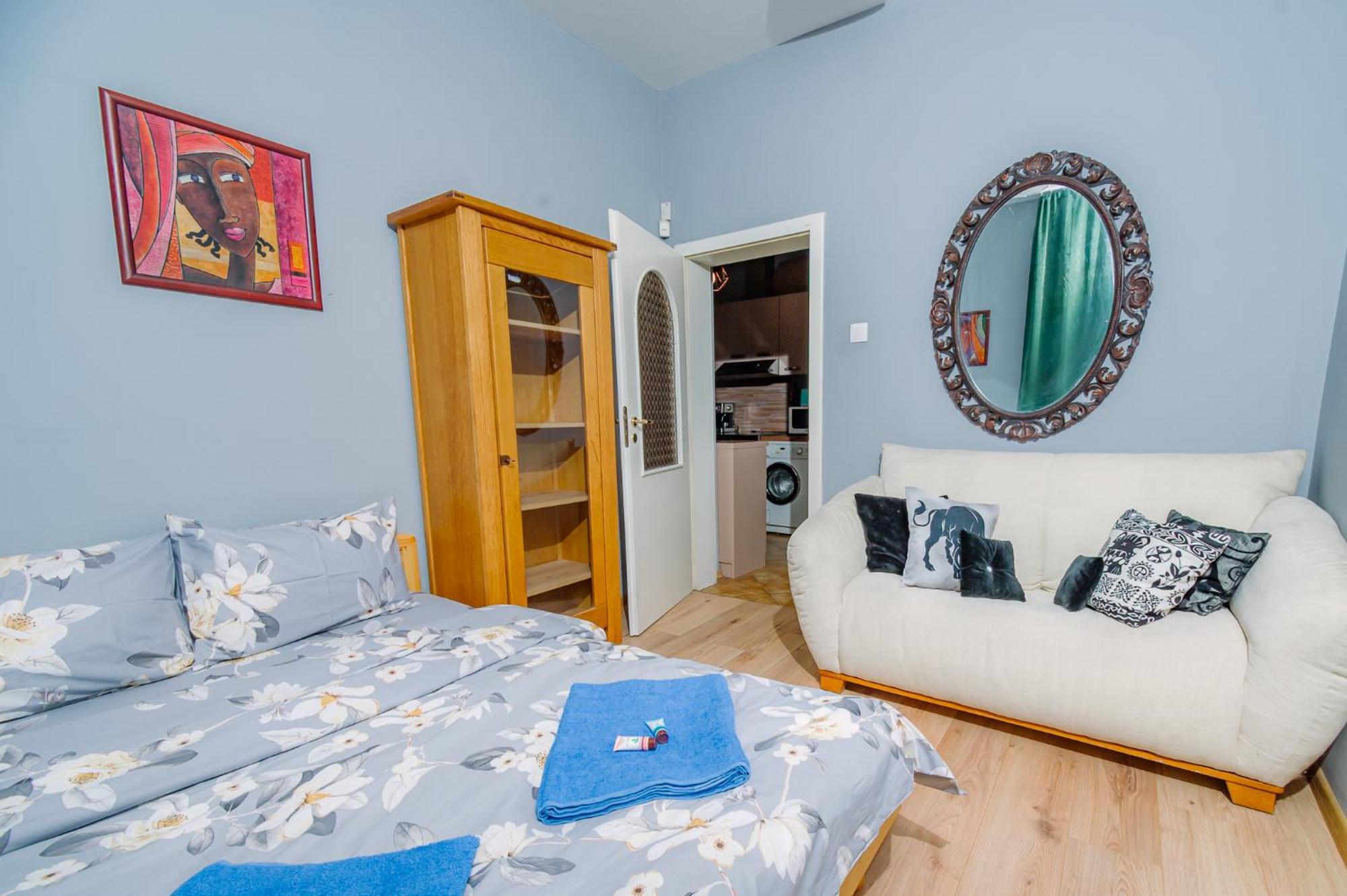 Top Center, 3Bdr, Heart Of The City, Free Secured Parking Sofia Ngoại thất bức ảnh