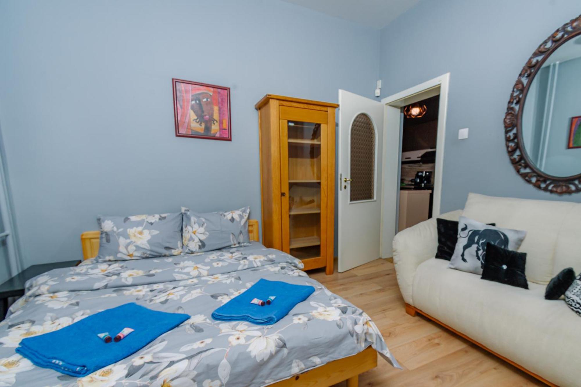 Top Center, 3Bdr, Heart Of The City, Free Secured Parking Sofia Ngoại thất bức ảnh